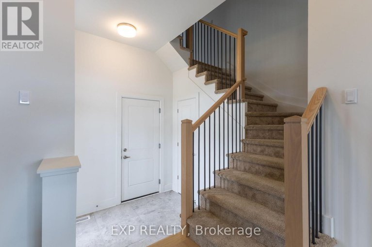 28403295/169-craig-duncan-terrace/stittsville-south/ottawa/ontario/K2S3C6_2