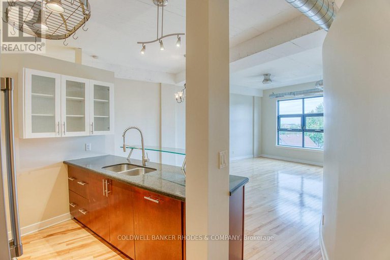 28913067/405-320-parkdale-avenue/ottawa-west/ottawa/ontario/K1Y4X9_5