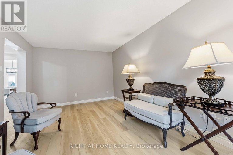 29601231/27-mcclure-crescent/katimavik/ottawa/ontario/K2L2H1_9