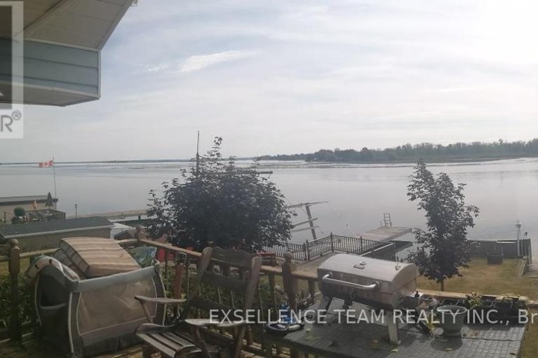 28877485/6803-st-louis-point-road-s/south-glengarry-charlottenburgh-twp/south-glengarry/ontario/K0C2E0_8