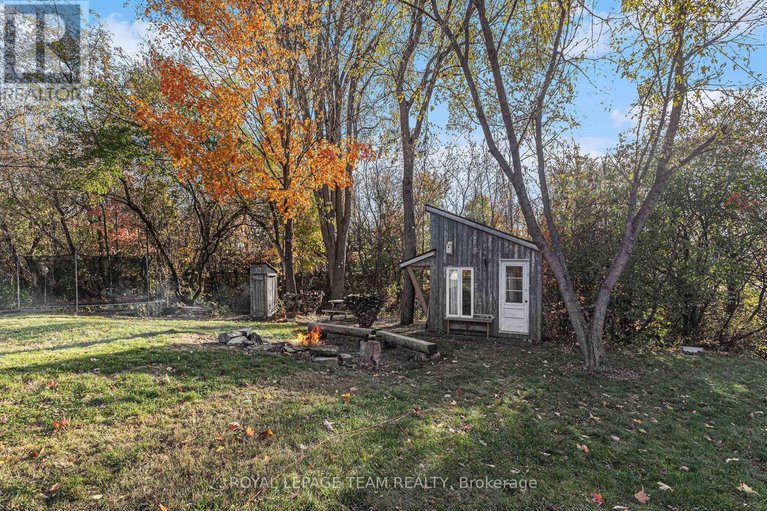 29688486/140-creek-drive/fitzroy/ottawa/ontario/K0A1X0_37