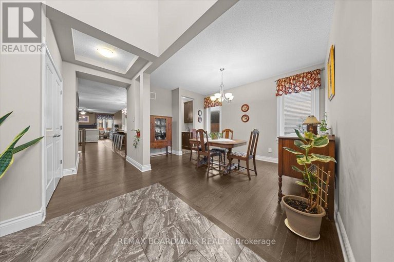 29612405/279-sceptre-way/emerald-meadowstrailwest/ottawa/ontario/K2V0C6_5