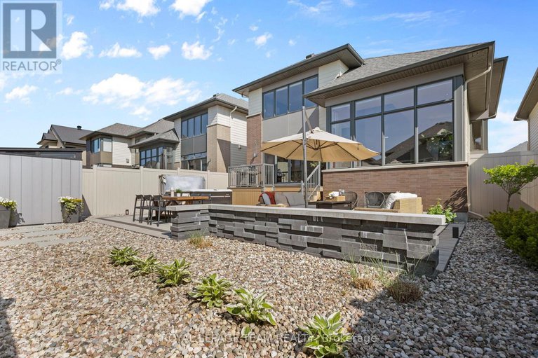 28887517/304-long-acres-street/bridlewood/ottawa/ontario/K2M0H1_46