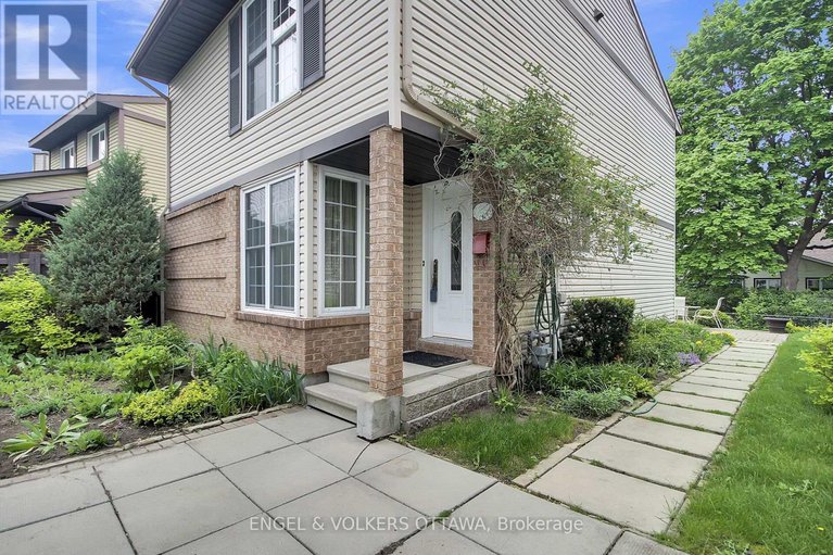 28352511/1337-ambridge-way/carleton-heights/ottawa/ontario/K2C3T3_2