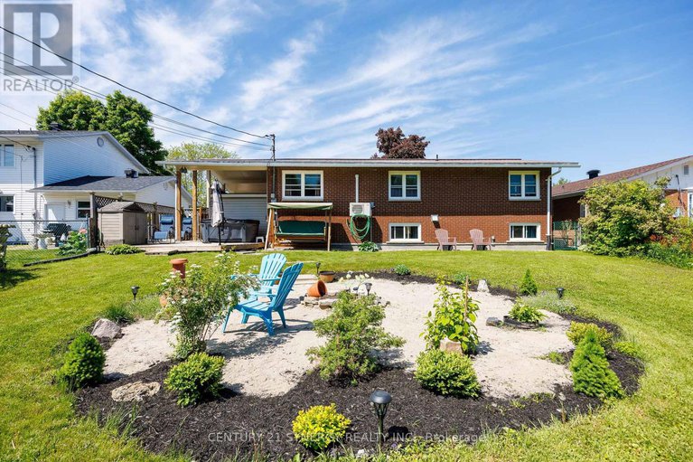 28393390/233-allan-street/smiths-falls/smiths-falls/ontario/K7A4M9_21
