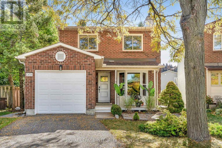 28956681/1454-deavy-way/bilberry-creekqueenswood-heights/ottawa/ontario/K1E2W8_1