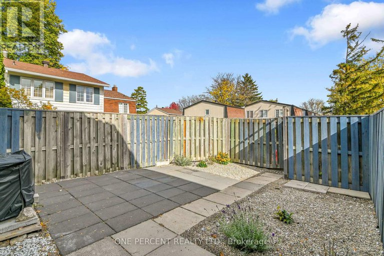 29051932/1511-fisher-avenue/carleton-square/ottawa/ontario/K2C3M8_32