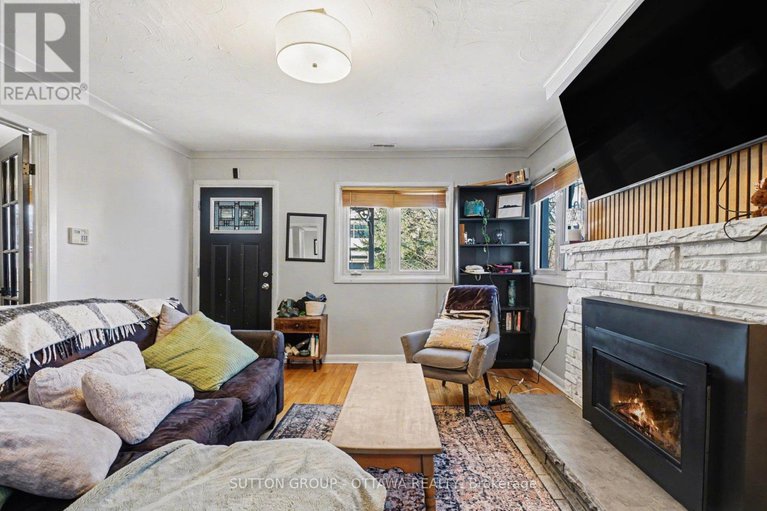 29360559/90-withrow-avenue/meadowlandsst-claire-gardens/ottawa/ontario/K2G2J5_12