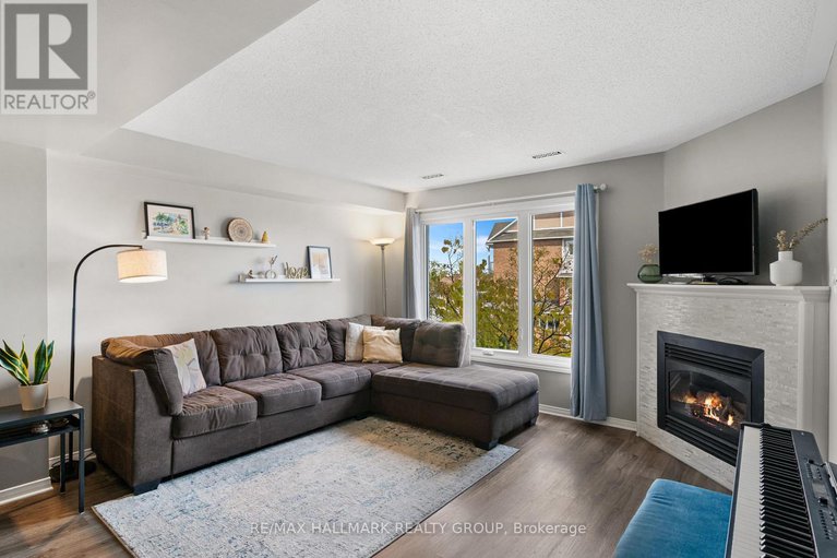 29007320/1133-gablefield-private/beaconwood/ottawa/ontario/K1J1E4_3