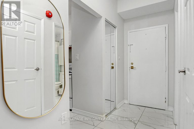 29118050/107-2019-bank-street-s/ellwood/ottawa/ontario/K1V0N1_6