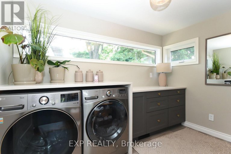 28597988/1866-beattie-avenue/playfair-park/ottawa/ontario/K1H5R8_31