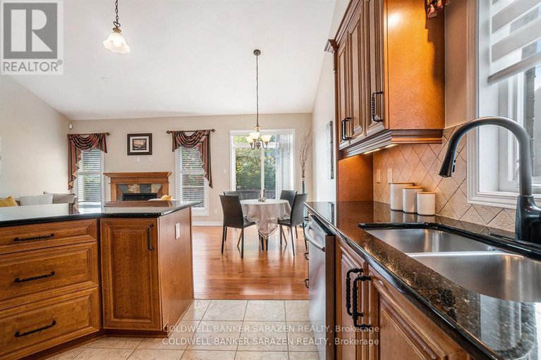 29444901/221-madhu-crescent/mooneys-bay/ottawa/ontario/K2C4J2_11