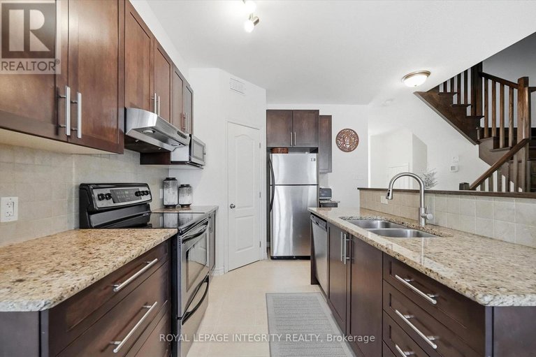 29422352/418-rochefort-circle/avalon-west/ottawa/ontario/K4A0M8_8