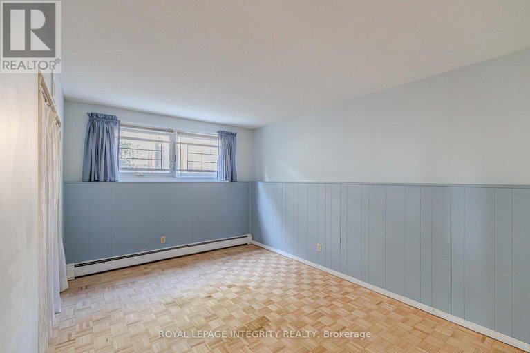 28882629/135-desmond-avenue/glencairnhazeldean/ottawa/ontario/K2L1E8_30
