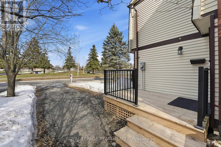 29452274/67-castlefrank-road/glencairnhazeldean/ottawa/ontario/K2L2E6_4