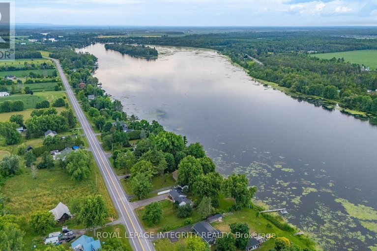 28594560/7403-rideau-valley-drive-s/rideau-twp-s-of-reg-rd-6-e-of-mccordick-rd/ottawa/ontario/K0A2E0_35