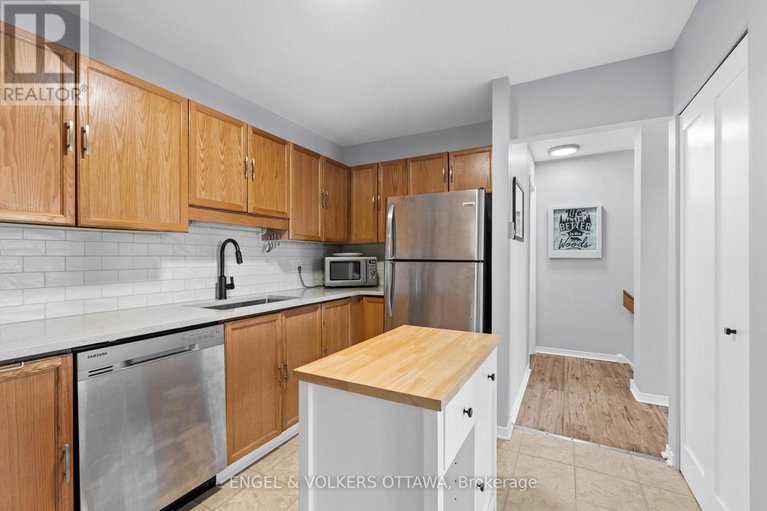 29320803/212-12-terrace-drive/westcliffe-estates/ottawa/ontario/K2H9J3_10