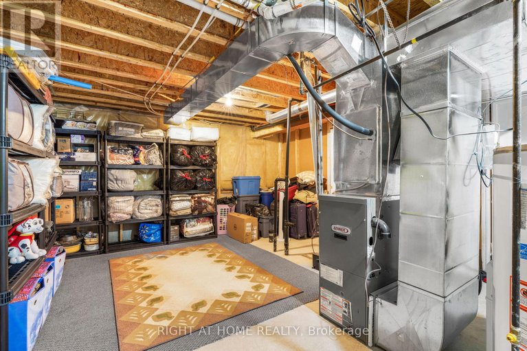 28494229/2383-glandriel-crescent/springridgeeast-village/ottawa/ontario/K4A4T1_34