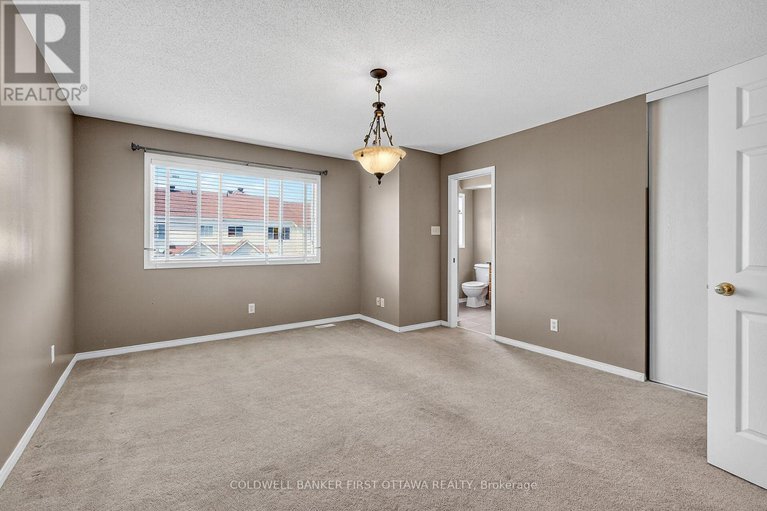 29109622/1249-klondike-road/morgans-grantsouth-march/ottawa/ontario/K2W1E1_30