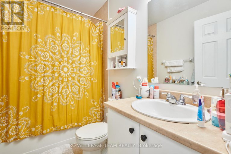 28237115/920-messor-crescent/stittsville-north/ottawa/ontario/K2S0P2_22