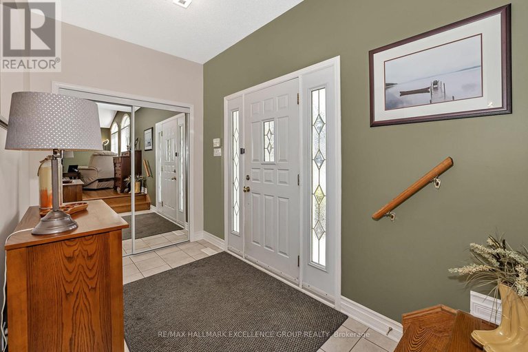 28907954/2360-lorraine-street/clarencerockland-twp/clarence-rockland/ontario/K4K1K7_5