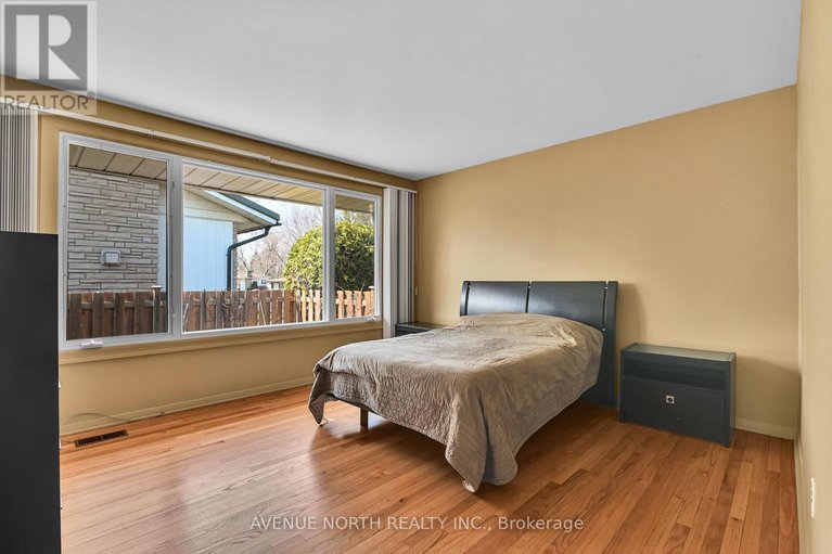 29653948/980-wiseman-crescent/riverside-park/ottawa/ontario/K1V8J4_23