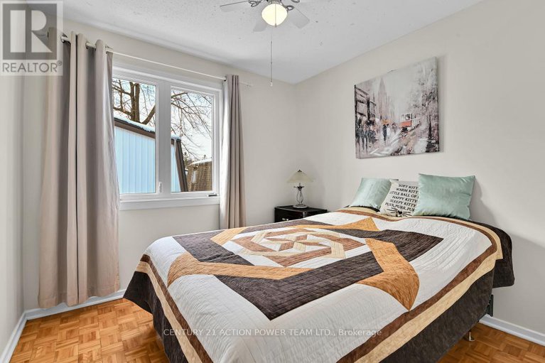 29376844/95-837-eastvale-drive/beaconwood/ottawa/ontario/K1J7T5_25