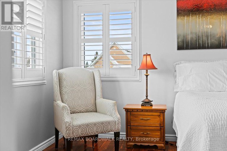 29349266/6355-sablewood-place/chapel-hill/ottawa/ontario/K1C7M3_26