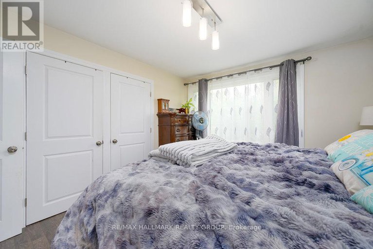 28751985/177-glynn-avenue/overbrookcastle-heights/ottawa/ontario/K1K1S4_12