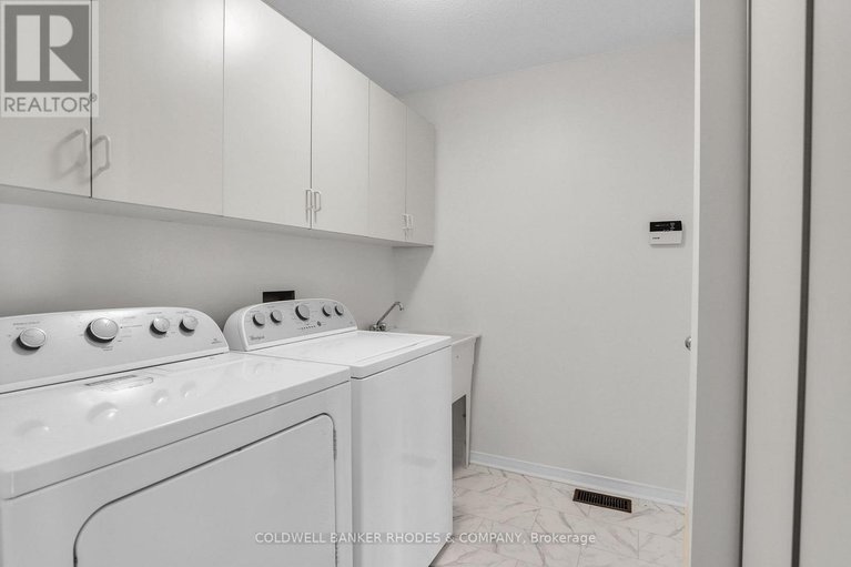 28395342/62-beechfern-drive/stittsville-central/ottawa/ontario/K2S1E3_28