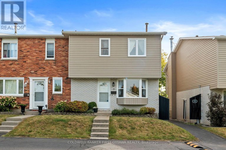 28819610/12-550-straby-avenue/overbrookcastle-heights/ottawa/ontario/K1K1H1_1