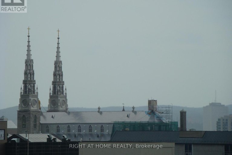 29363672/702-200-rideau-street/sandy-hill/ottawa/ontario/K1N5Y1_18