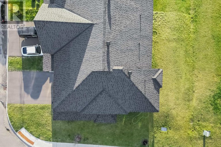 29070201/300-makobe-lane/riverside-southgloucester-glen/ottawa/ontario/K4M0L9_2