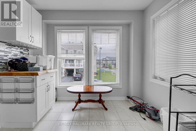 28931180/41-maroma-street/avalon-west/ottawa/ontario/K4A1A3_4