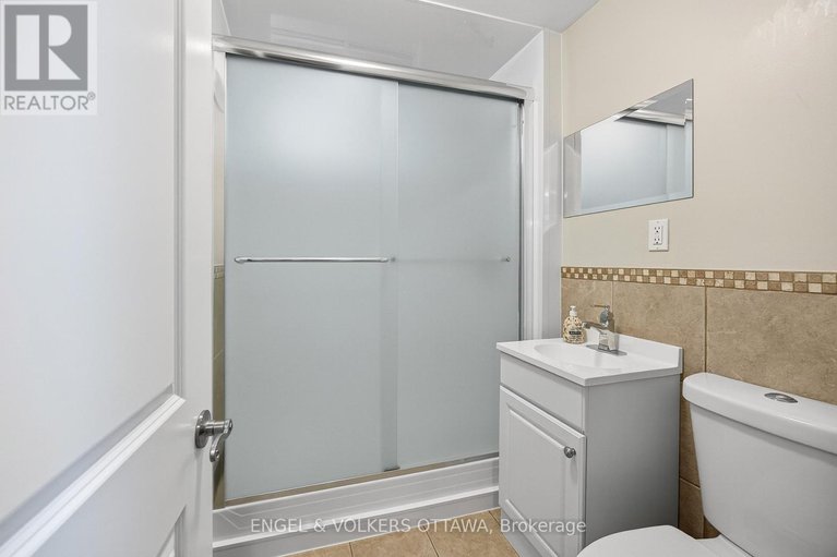 28897770/1291-notting-hill-avenue/ellwood/ottawa/ontario/K1V6T5_32