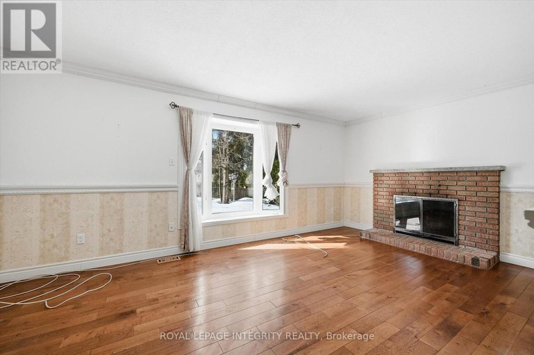 29431124/1735-bonaventure-terrace/convent-glen-south/ottawa/ontario/K1C1W5_14