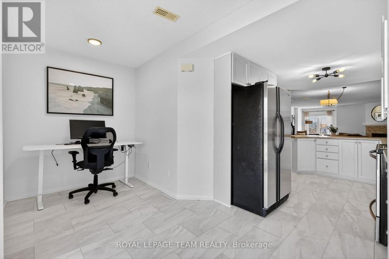 29668383/13-424-hillsboro-private/emerald-meadowstrailwest/ottawa/ontario/K2M3A8_19