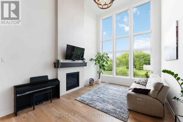 28377550/707-kirkham-crescent/btwn-franktown-rd-fallowfield-rd/ottawa/ontario/K0A2Z0_9