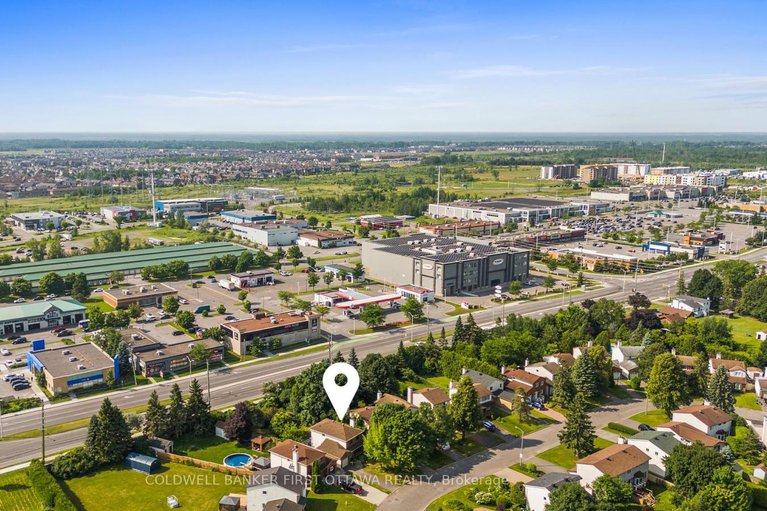 28600094/1883-des-prairies-avenue/queenswood-heights-south/ottawa/ontario/K1E2R5_45