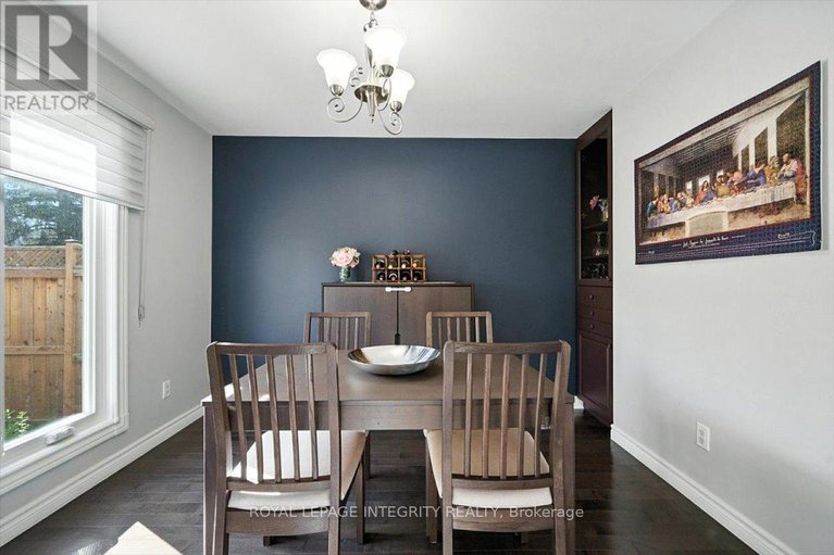 28632317/1097-moselle-crescent/convent-glen/ottawa/ontario/K1C2S8_9