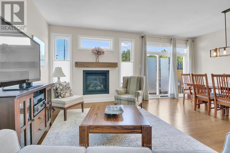 28739997/893-artemis-circle/manotick-south-to-roger-stevens/ottawa/ontario/K4M0H7_12