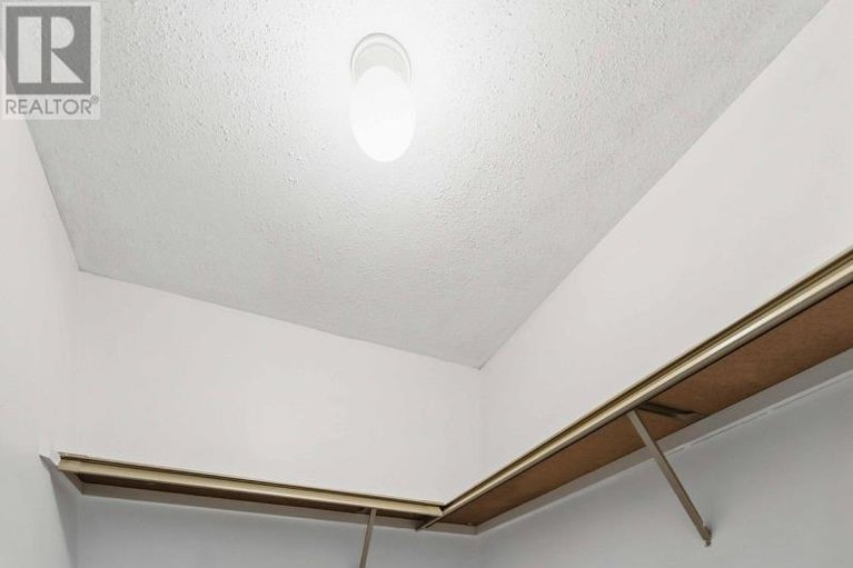 29601231/27-mcclure-crescent/katimavik/ottawa/ontario/K2L2H1_30