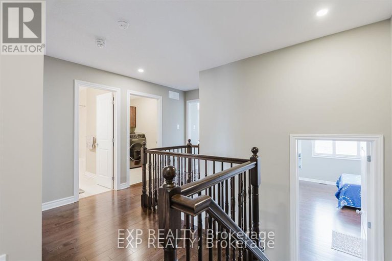 28914835/39-clonfadda-terrace/half-moon-bay/ottawa/ontario/K2J6E9_17