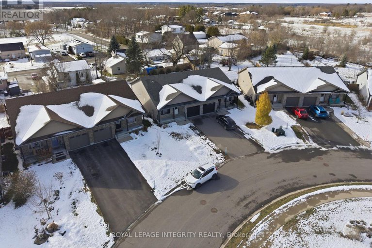 29136395/313-napier-court/almonte/mississippi-mills/ontario/K0A1A0_26