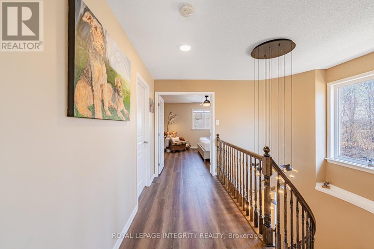 29581125/349-celtic-ridge-crescent/morgans-grantsouth-march/ottawa/ontario/K2W0B6_21