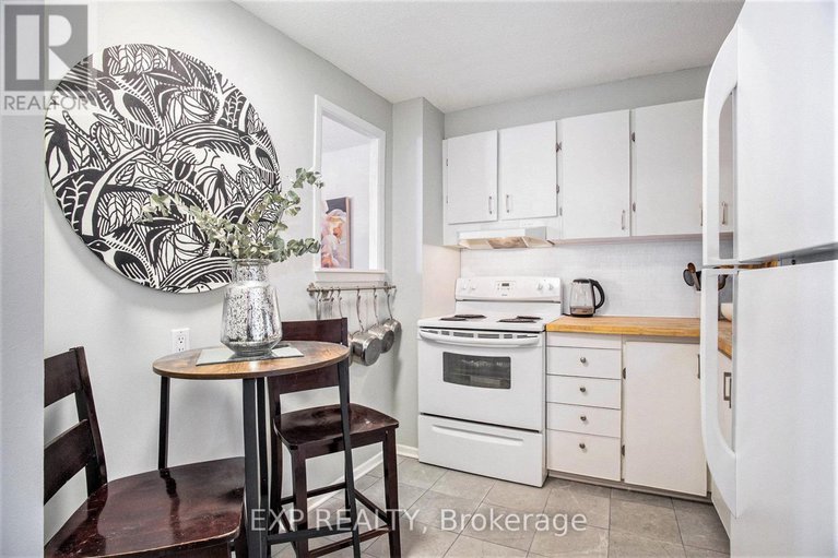 29343758/706-915-elmsmere-road/beacon-hill-south/ottawa/ontario/K1J8H8_17