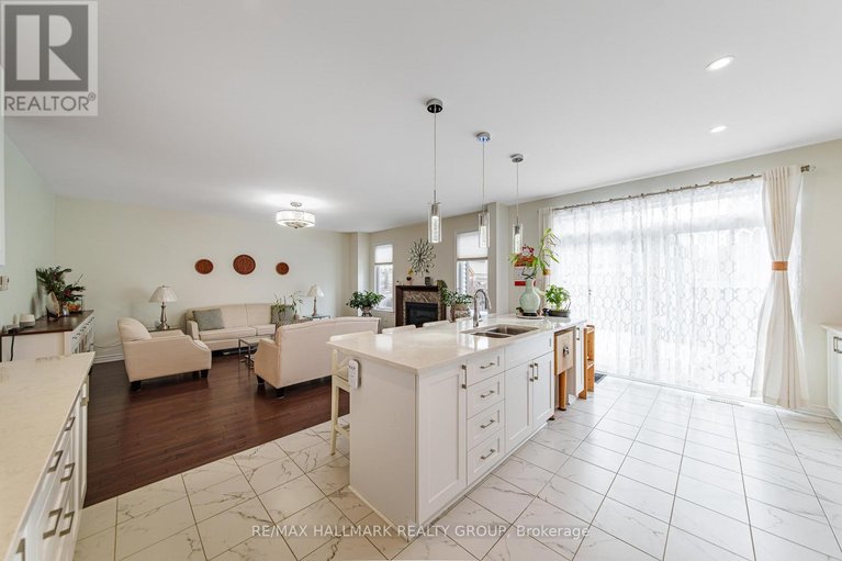 29476653/43-cento-way/stittsville-north/ottawa/ontario/K2S0W4_21
