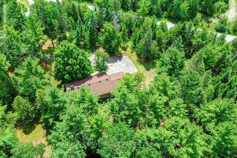 29538564/136-grey-stone-drive/huntley-ward-south-west/ottawa/ontario/K0A1L0_36