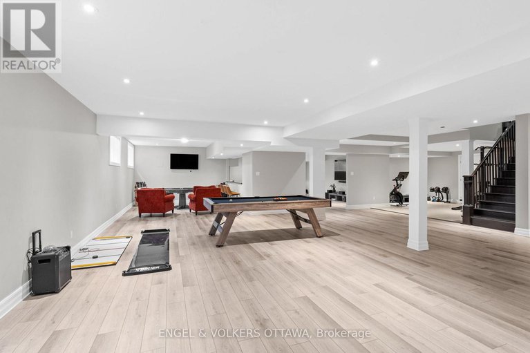 28267888/450-lockmaster-crescent/manotick-village-manotick-estates/ottawa/ontario/K4M1L9_43