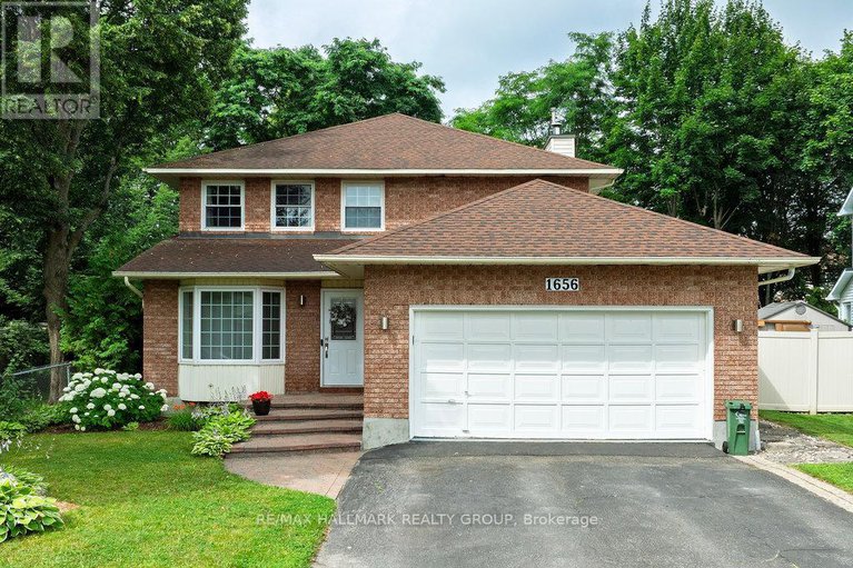 28623140/1656-canemore-crescent/fallingbrookpineridge/ottawa/ontario/K4A1S6_1